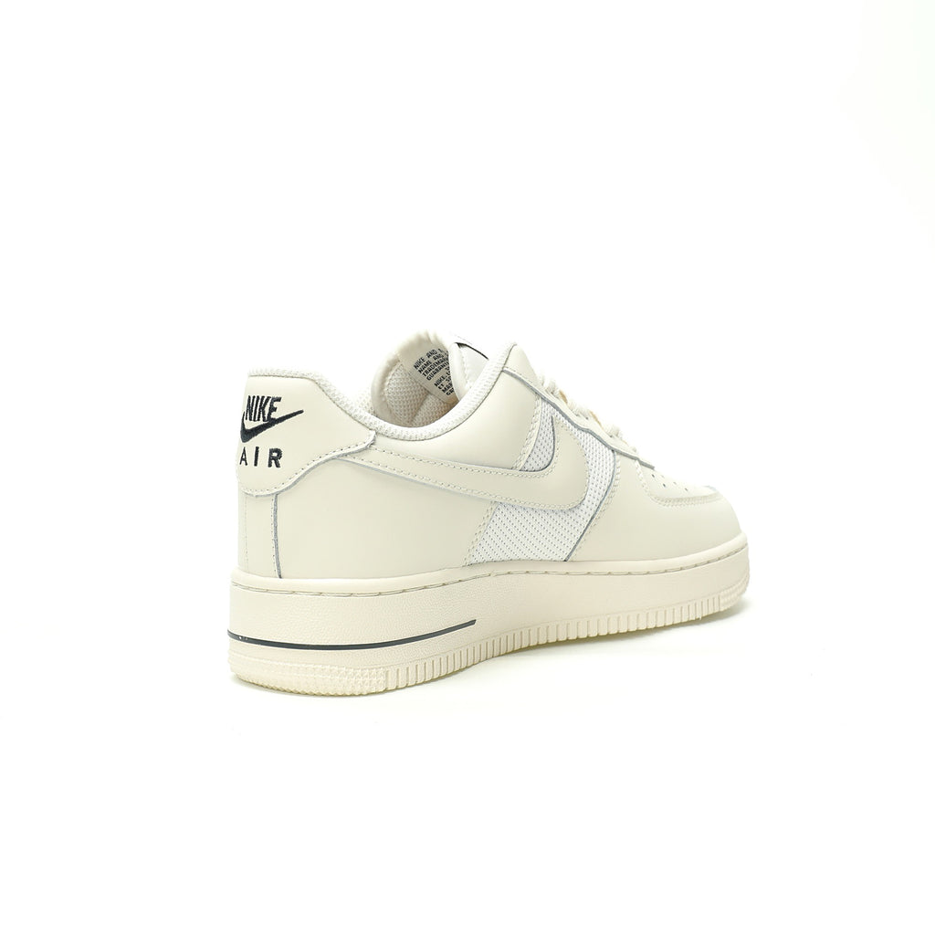 Nike Air Force 1 '07 LV8 — Sail / Black