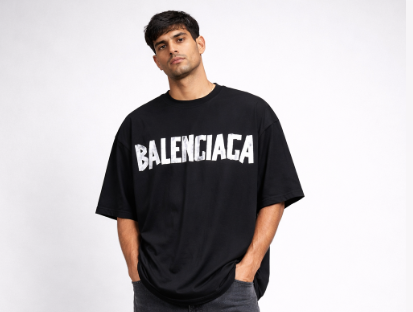 T-Shirt Balenciaga Logo Oversize - Rosa/Nero/Beige